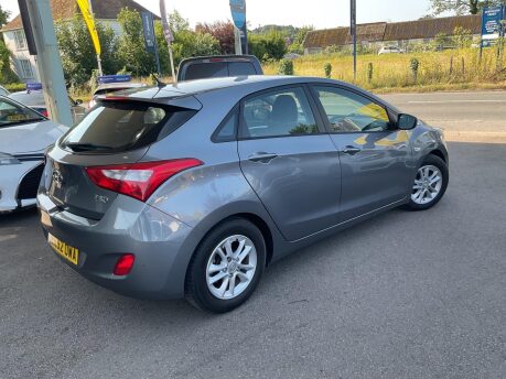 Hyundai i30 ACTIVE 6
