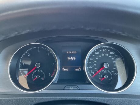 Volkswagen Golf SE TDI BLUEMOTION TECHNOLOGY 19