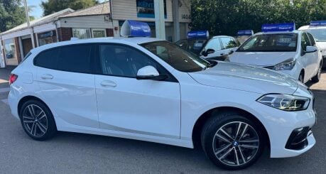 BMW 1 Series 118I SPORT 8