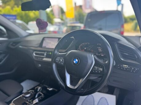 BMW 1 Series 118I SPORT 29