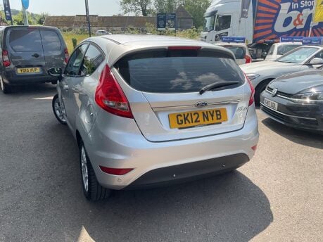Ford Fiesta ZETEC 8