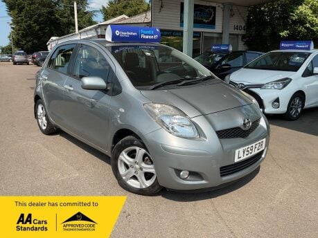 Toyota Yaris TR VVT-I MM 1
