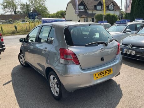 Toyota Yaris TR VVT-I MM 8