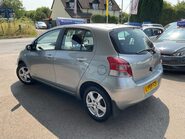 Toyota Yaris TR VVT-I MM 9