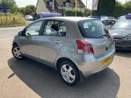 Toyota Yaris TR VVT-I MM 9