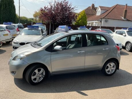 Toyota Yaris TR VVT-I MM 10