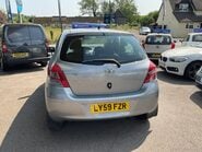 Toyota Yaris TR VVT-I MM 11