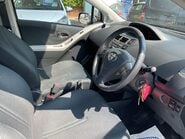 Toyota Yaris TR VVT-I MM 17