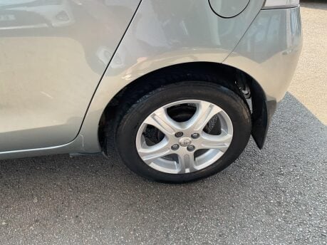 Toyota Yaris TR VVT-I MM 22