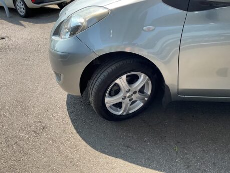 Toyota Yaris TR VVT-I MM 23