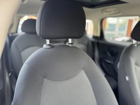 Mini Countryman ONE 24