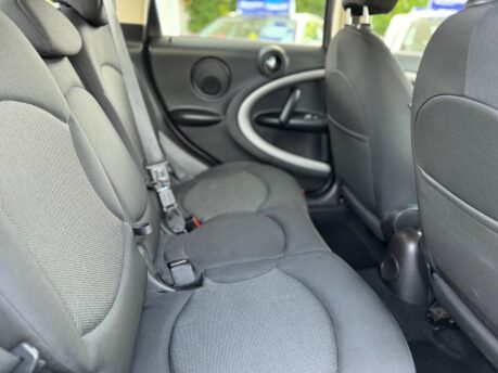 Mini Countryman ONE 27