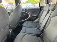 Mini Countryman ONE 28