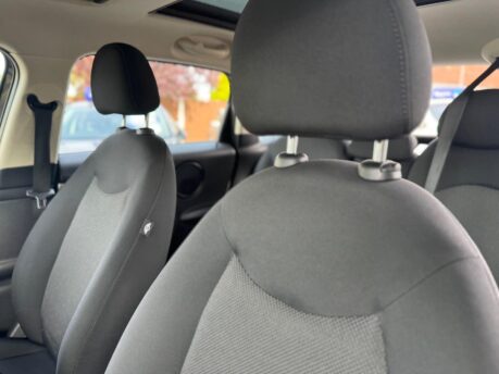 Mini Countryman ONE 29