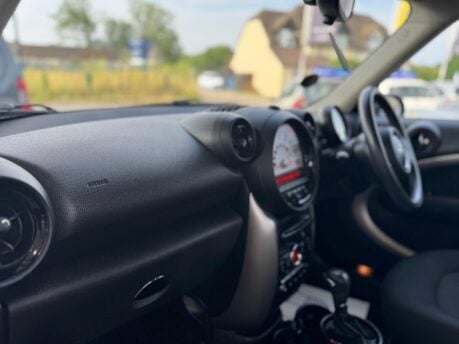 Mini Countryman ONE 31