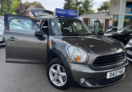 Mini Countryman ONE 34