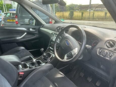 Ford S-Max TITANIUM TDCI 9