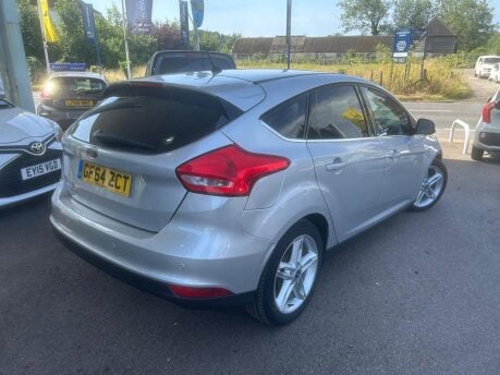 Ford Focus TITANIUM TDCI 5