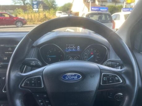 Ford Focus TITANIUM TDCI 12