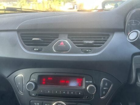 Vauxhall Corsa 1.4i ecoTEC Active Euro 6 3dr 14