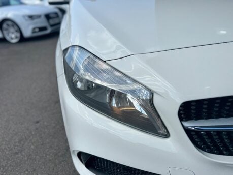 Mercedes-Benz A Class A 180 D AMG LINE 11