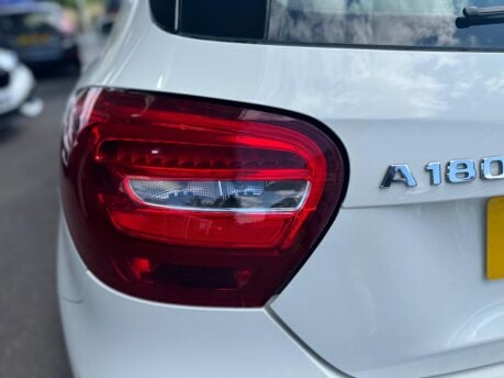 Mercedes-Benz A Class A 180 D AMG LINE 12
