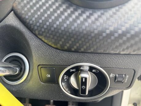 Mercedes-Benz A Class A 180 D AMG LINE 20