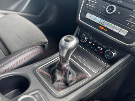 Mercedes-Benz A Class A 180 D AMG LINE 26