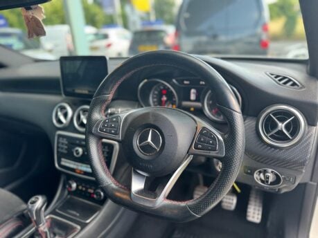 Mercedes-Benz A Class A 180 D AMG LINE 29
