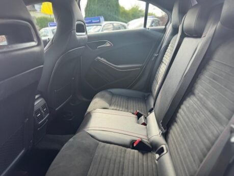 Mercedes-Benz A Class A 180 D AMG LINE 31