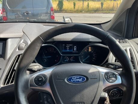 Ford Transit Connect 200 LIMITED P/V 28