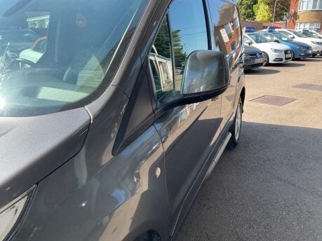 Ford Transit Connect 200 LIMITED P/V 29