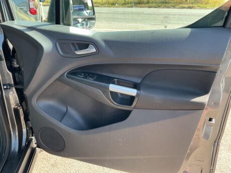 Ford Transit Connect 200 LIMITED P/V 30