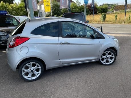 Ford Ka TITANIUM 6