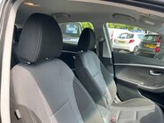 Hyundai i30 STYLE NAV BLUE DRIVE CRDI 11