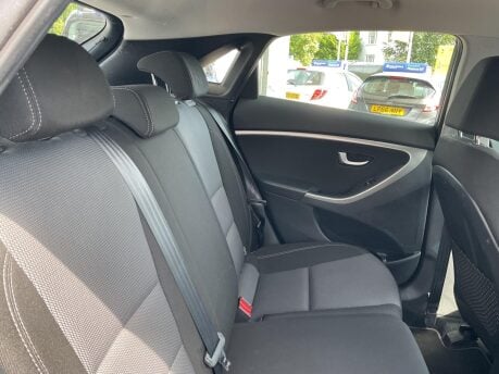 Hyundai i30 STYLE NAV BLUE DRIVE CRDI 12