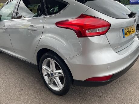 Ford Focus TITANIUM TDCI 5
