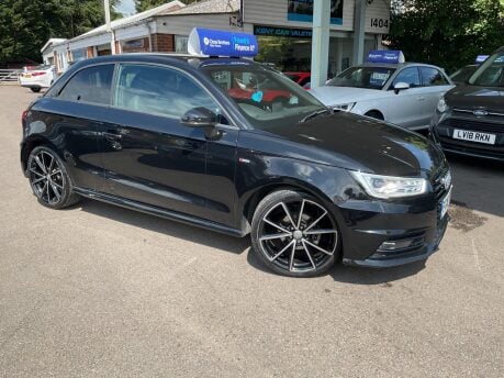 Audi A1 TFSI BLACK EDITION NAV 7