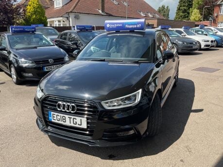 Audi A1 TFSI BLACK EDITION NAV 10