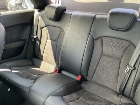 Audi A1 TFSI BLACK EDITION NAV 21