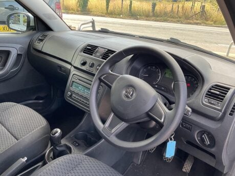 Skoda Fabia SE TSI 8