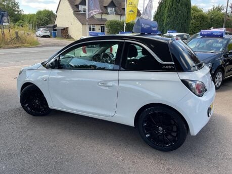 Vauxhall Adam GLAM 10