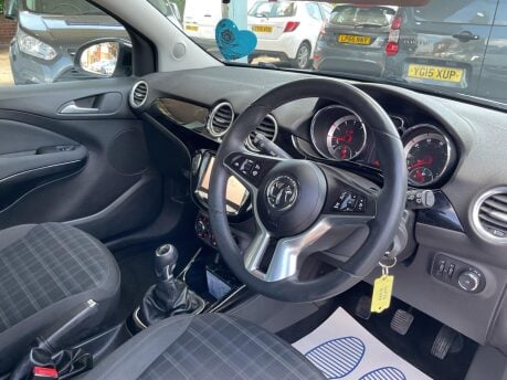 Vauxhall Adam GLAM 18
