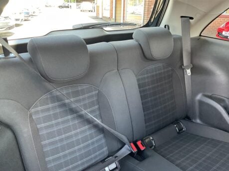 Vauxhall Adam GLAM 22