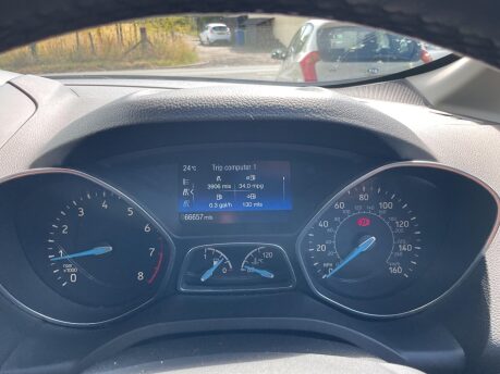 Ford C-Max ZETEC 12