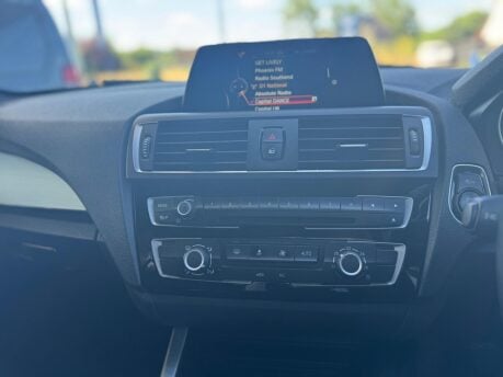 BMW 1 Series 116D M SPORT 10