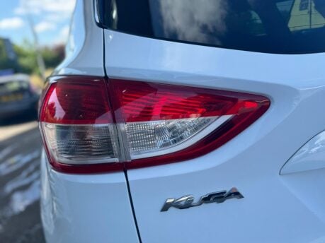 Ford Kuga TITANIUM TDCI 12
