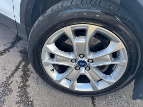 Ford Kuga TITANIUM TDCI 14