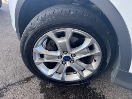 Ford Kuga TITANIUM TDCI 17