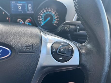 Ford Kuga TITANIUM TDCI 23